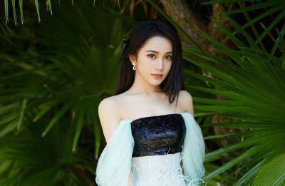 新谋女郎林博洋主演电影《只要你过得比我好》今日上映