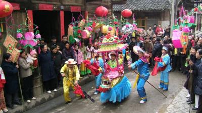 荆楚非遗贺新春 | 花灯盛会 歌舞迎春