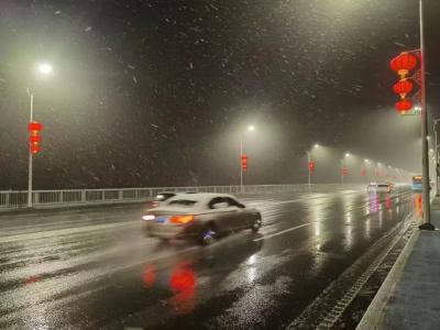 武汉，下雪了！大雪天气会持续多久?