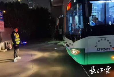 排查隐患、精细发车、持续防疫 2022年春运 武汉公交有了新方案
