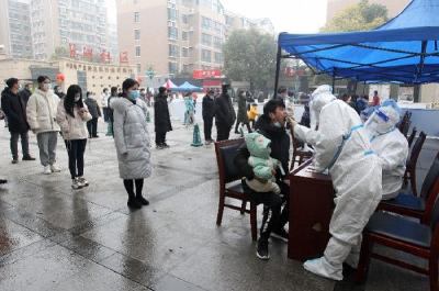 国家卫健委：河南关联疫情已累计报告175例感染者，波及河南、上海和浙江