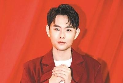 魔术师邓男子：十年磨一剑