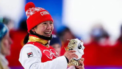 6金、12枚奖牌！中国代表团金牌数和奖牌数均创造历史新高