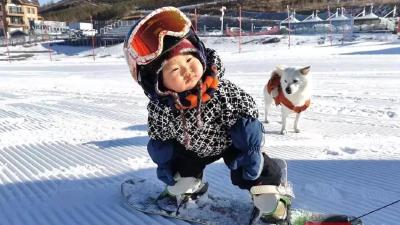 1岁萌娃滑雪亮相冬奥开幕式！她是怎么被张艺谋选中的？