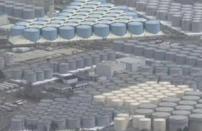 日政府向新生发传单宣传核污染水“安全”遭批