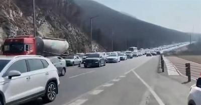少林寺免票！游客暴增，堵车几公里......景区告急！