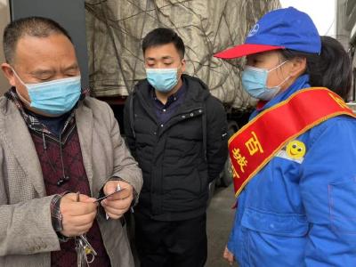 人在“暖”途，探访货车司机路上的“家”