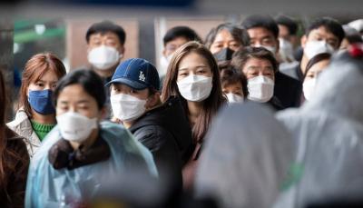 韩国新冠疫情形势严峻 新增确诊超38万再破纪录