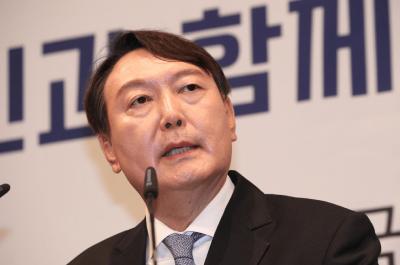 韩国新当选总统尹锡悦：检察系统的“执剑者”，曾将两位前总统送进监狱