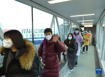 等待战火平息还是另寻他校？撤离后，留乌学生苦寻出路