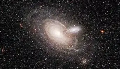 天文学家最新研究认为银河系约130亿年前形成