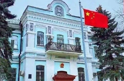 中国驻乌克兰大使馆：撤侨可带外籍配偶父母子女