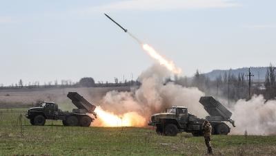美国将再给乌克兰8亿美元军事援助 正以“前所未有”速度运武器