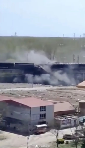 突发！大秦铁路天津段发生火车碰撞：均为货运火车