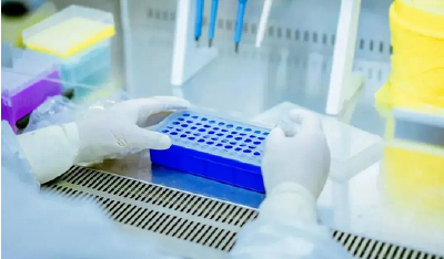 利川市在落地核酸检测中发现1例外省输入核酸检测阳性感染者