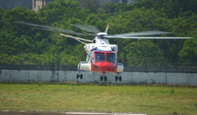 我国航空应急救援重要装备AC313A大型民用直升机首飞成功