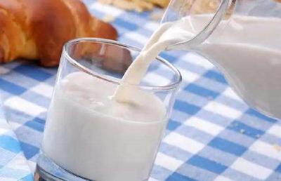 金针菇含甲醛？喝牛奶致癌？逐一盘点5月假科普