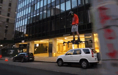 踩着无人机飞！美国工程师想把单人飞行器卖给普通消费者？ 