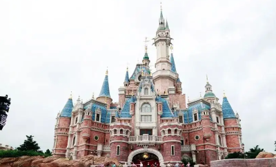 上海迪士尼星愿公园、迪士尼世界商店等10日起恢复运营