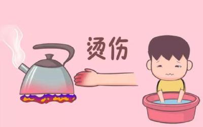 揪心！2岁女童被开水当头浇下！夏季防烫伤指南来了！
