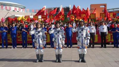 刚刚，领命出征！