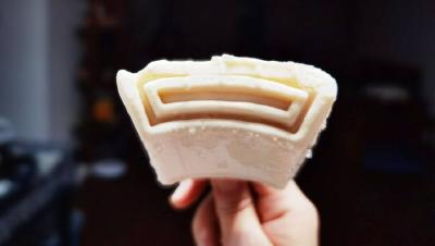 “钟薛高在31℃下放1小时不化”登热搜第一，仅仅是因为增稠剂吗？
