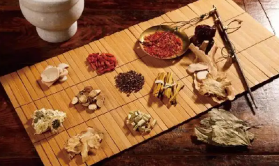 肾虚该怎么补肾？湿气重应该避免吃什么食物？