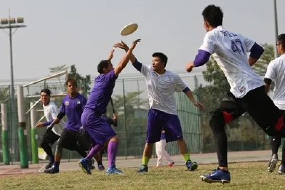 飞盘与足球的场地之争有解吗