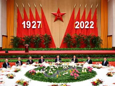 国防部举行盛大招待会 热烈庆祝中国人民解放军建军95周年