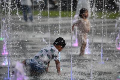 四川热过吐鲁番，多地气温破纪录！今年为何这么热