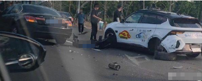 百度无人出租车出车祸，回应：被后车追尾，无人员伤亡