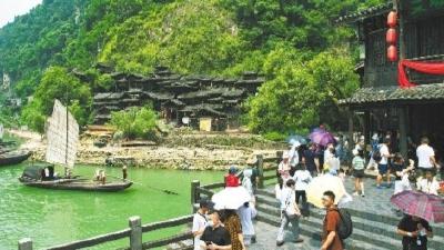 全城57个A级景区，5A景区独揽4个湖北A级景区“第一城” 迎来百万客流