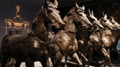 夜探湖北省博物馆：八百年楚国文化惊采绝艳