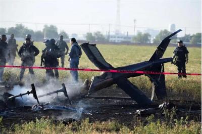 韩国一架直升机坠毁致5人死亡 