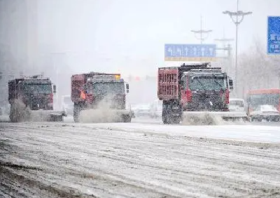 江南华南持续低温 东北地区将有大到暴雪