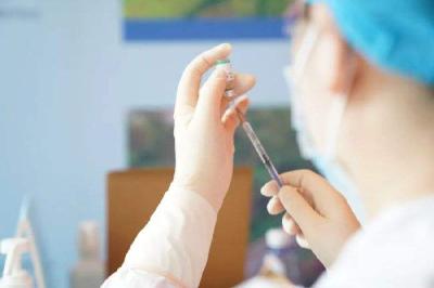 湖北疾控：有基础疾病的老年人是否可以接种新冠疫苗？