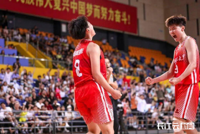 从“千年老二”到全国冠军 湖北“灌篮女高手”强势登顶！
