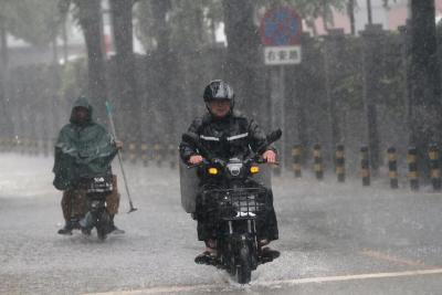 降雨+大风 北方局地断崖式降温！专家提醒