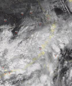 堪比台风降雨！冷空气“撞”上季风，华南暴雨持续