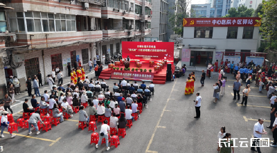 驻站观察 | 物业费每月每平方米3毛钱 物业服务能啥样