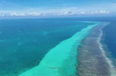 南部战区组织海空兵力位中国黄岩岛领海领空及周边区域战备警巡