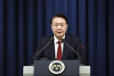 韩国总统尹锡悦发表对国民谈话，就短暂戒严风波向国民道歉