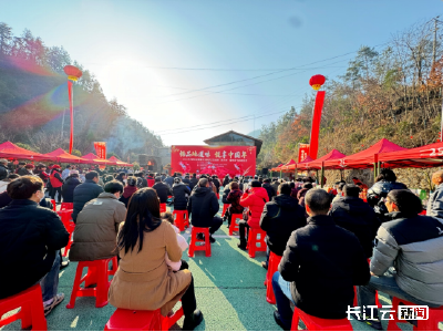 土鸡、腊肉……十堰茅箭区乡村年货节“土味”十足