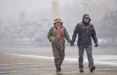 湖北明日“雨雪+降温+大风”组团来袭 平均气温下降4℃~8℃ 