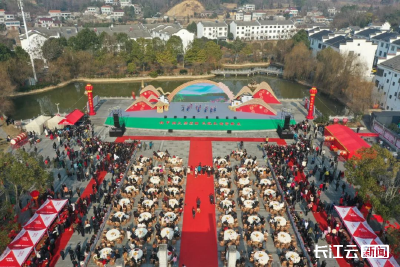 ​“荆州屋脊”唱响最炫土家风 松滋市第七届民俗文化旅游嘉年华举行