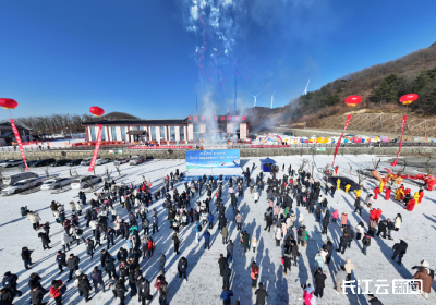 襄阳保康：冰雪运动持续升温 冬季旅游“燃冰”前行