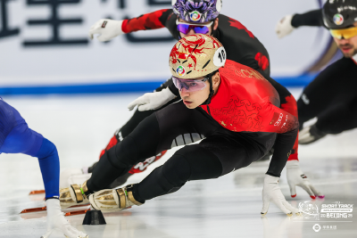 刘少昂夺得短道速滑世锦赛男子1500米铜牌