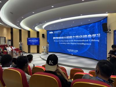 国际专家邂逅“湖开开”  点赞湖北开放大学数字教育