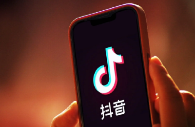 算法推荐乱象凸显 中央网信办督导抖音、小红书等平台优化调整