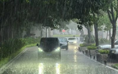 暴雨+大风+强对流！湖北今早连发9条条预警 